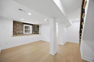 3608 W Wolfram St, Chicago, IL 60618 - Photo 22