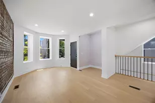 3608 W Wolfram St, Chicago, IL 60618 - Photo 6