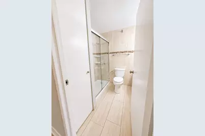 401 E Ontario Street #1603, Chicago, IL 60611 - Photo 4