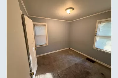 12800 S Parnell Avenue, Chicago, IL 60628 - Photo 8