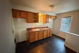 12800 S Parnell Ave, Chicago, IL 60628 - Photo 10