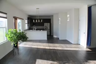 3759 St James Ct, Elgin, IL 60124 - Photo 6