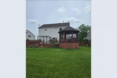 481 Windermere Way, Lake in the Hills, IL 60156 - Photo 14