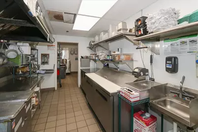 101-103 E Irving Park Road, Roselle, IL 60172 - Photo 24