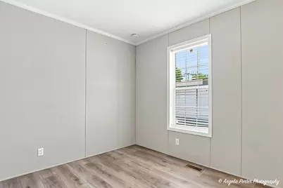 300 A Ok Court, Round Lake, IL 60073 - Photo 4