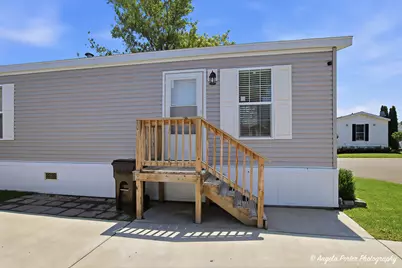 300 A Ok Court, Round Lake, IL 60073 - Photo 2