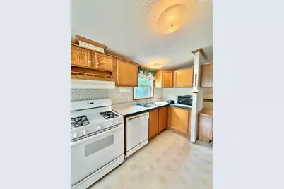 459 Meadowlark Circle, Sandwich, IL 60548 - Photo 6