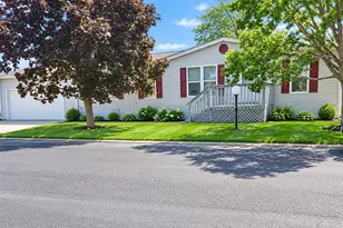 459 Meadowlark Cir, Sandwich, IL 60548 - Photo 1
