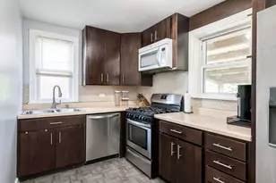 389 S West Ave, Elmhurst, IL 60126 - Photo 10