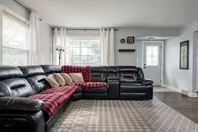 389 S West Avenue, Elmhurst, IL 60126 - Photo 6