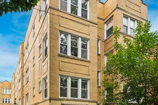 2040 N Spaulding Ave, Chicago, IL 60647 - Photo 1