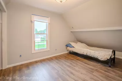 324 E Main Street, Genoa, IL 60135 - Photo 18