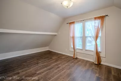 324 E Main Street, Genoa, IL 60135 - Photo 16