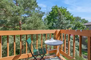 2234 Abbeywood Dr, Lisle, IL 60532 - Photo 6