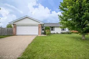 429 Hickory Dr, Davis Junction, IL 61020 - Photo 1