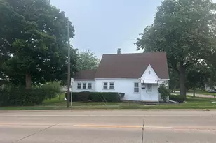 404 South Spaulding St, Spring Valley, IL 61362 - Photo 1