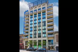 744 N Clark St, Chicago, IL 60654 - Photo 2