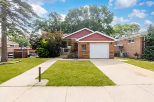 8841 Tulley Ave, Oak Lawn, IL 60453 - Photo 1