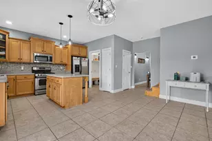 2165 Farmstone Dr, Diamond, IL 60416 - Photo 4