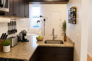 1923 N Sedgwick St, Chicago, IL 60614 - Photo 4