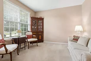 695 Cheshire Ct, Oswego, IL 60543 - Photo 4