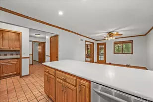 616 Joy Ln, Sleepy Hollow, IL 60118 - Photo 18