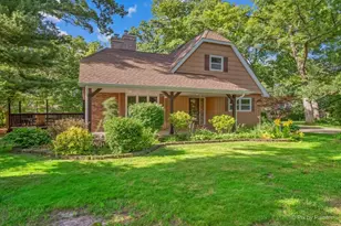 616 Joy Ln, Sleepy Hollow, IL 60118 - Photo 1