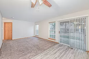 214 N Cathy Ln, Mount Prospect, IL 60056 - Photo 4