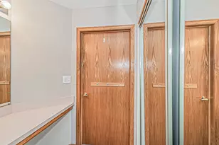 214 N Cathy Ln, Mount Prospect, IL 60056 - Photo 16