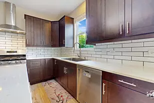 2437 Sir Barton Ln, Montgomery, IL 60538 - Photo 6
