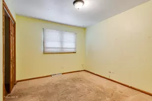 1605 S Main St, Lombard, IL 60148 - Photo 12