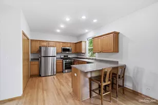 2605 Overlook Ct, Yorkville, IL 60560 - Photo 6