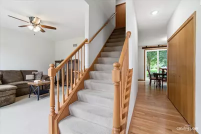 2605 Overlook Court, Yorkville, IL 60560 - Photo 2