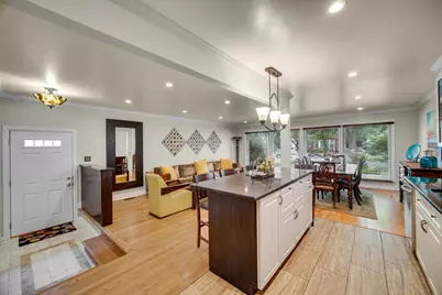 9110 Forestview Road, Evanston, IL 60203 - Photo 8