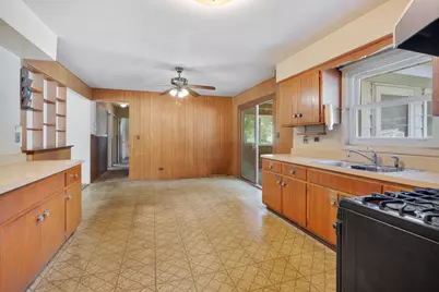 12 E Elaine Circle, Prospect Heights, IL 60070 - Photo 8