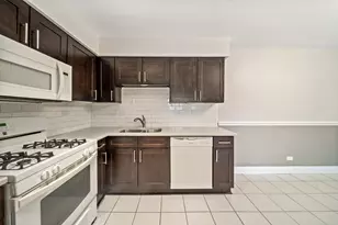 621 Tralee Ct, Schaumburg, IL 60193 - Photo 8