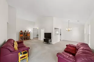 513 Kingsmill Ln, Prospect Heights, IL 60070 - Photo 2