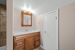 1408 13th St, Viola, IL 61486 - Photo 32