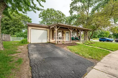 2S677 Wembly Drive, Warrenville, IL 60555 - Photo 2