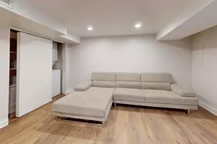 4635 W Peterson Ave, Chicago, IL 60646 - Photo 22