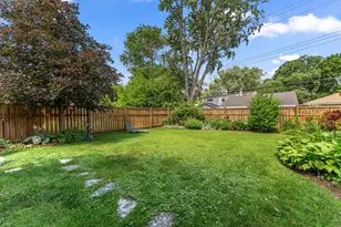 725 N County Line Rd, Hinsdale, IL 60521 - Photo 26