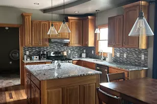 1910 Parkside Dr, Sycamore, IL 60178 - Photo 18