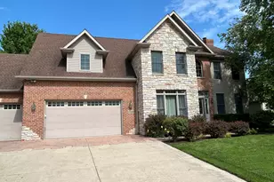 1910 Parkside Dr, Sycamore, IL 60178 - Photo 1