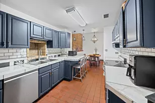 350 W Dickens Ave, Chicago, IL 60614 - Photo 6