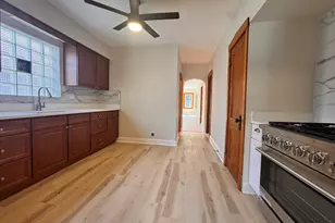 1605 S 51st Ct, Cicero, IL 60804 - Photo 18