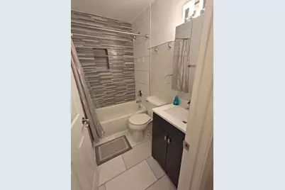 18468 W Meadow Lane, Gurnee, IL 60031 - Photo 10