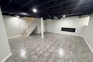 11415 S Prairie Ave, Chicago, IL 60628 - Photo 14