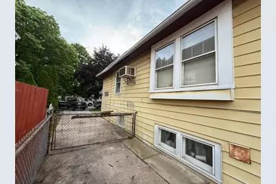 2627 S 60th Court, Cicero, IL 60804 - Photo 2