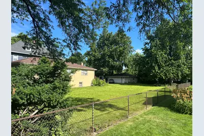 8326 45th Place, Lyons, IL 60534 - Photo 10