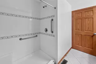 533 Brant Cir, Dekalb, IL 60115 - Photo 14